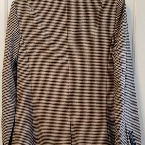 Blazer - Picture 8 of 11